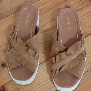Vionic Tan Azalea Suede Ruffle Slide Sandals Tan Size 9